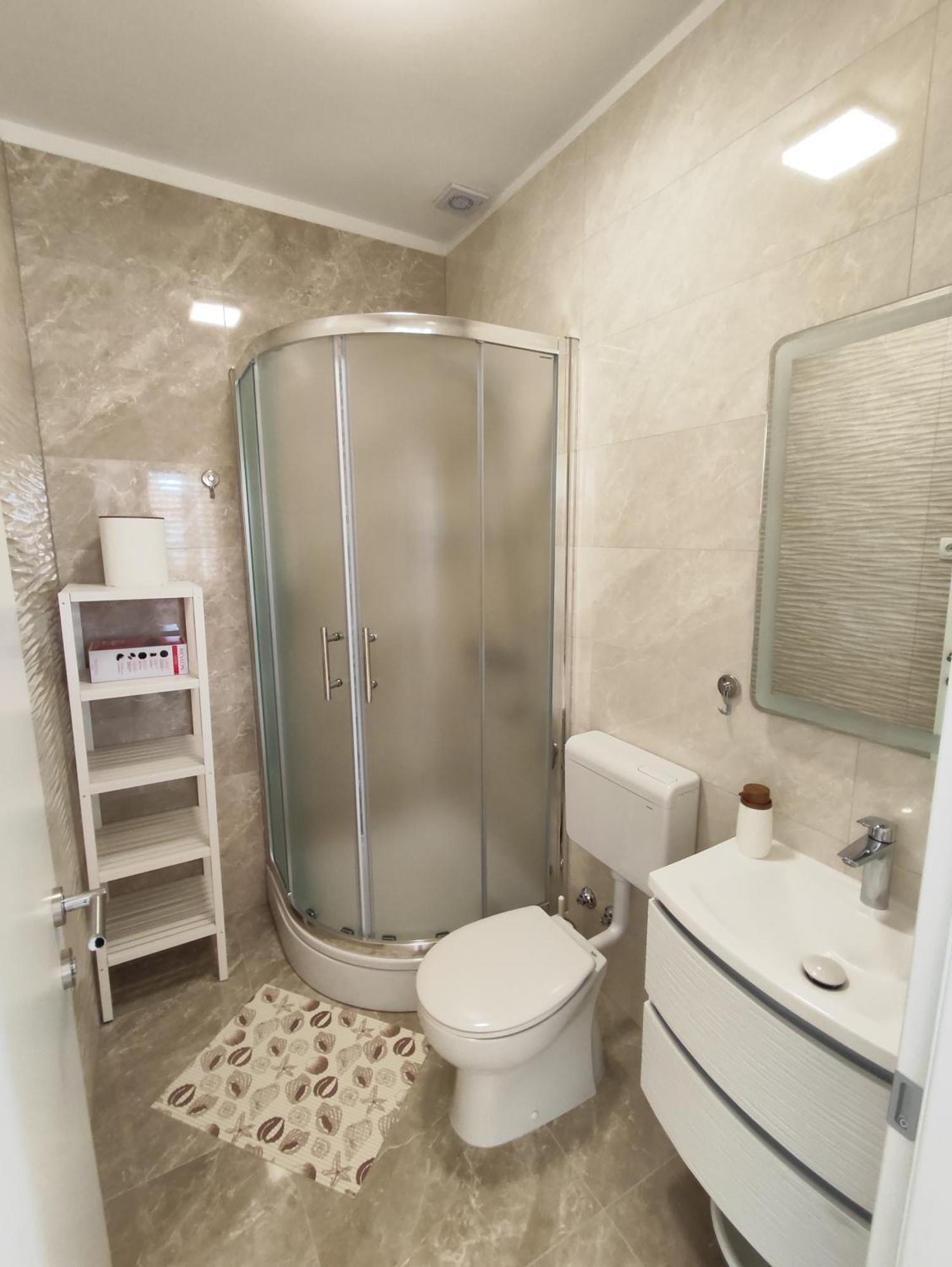 Malo Apartment